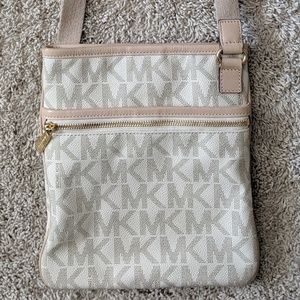 Michael Kors Signature Leather Crossbody Messenger